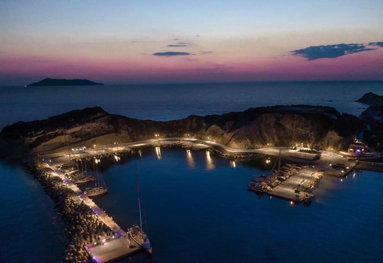 Reiki Villas Erikousa Ereikoussa Exteriör bild